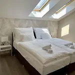 Budapest Airport Eprespark Hotel 3*