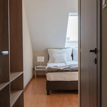 Budapest Airport Eprespark فندق فيتْشيش