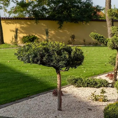 Budapest Airport Eprespark فندق