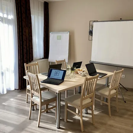 Budapest Airport Eprespark