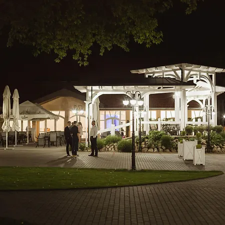 מלון Budapest Airport Eprespark וסס