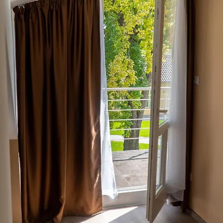 Hotel Budapest Airport Eprespark 3*