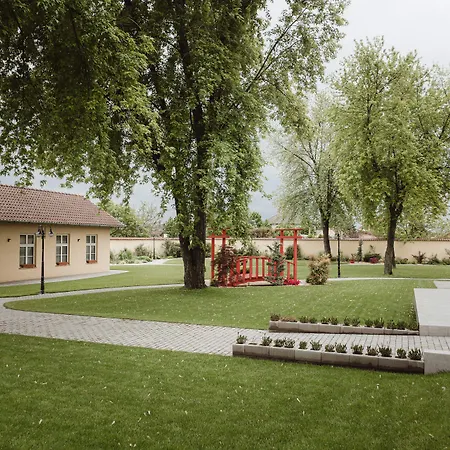 Budapest Airport Eprespark فندق 3*