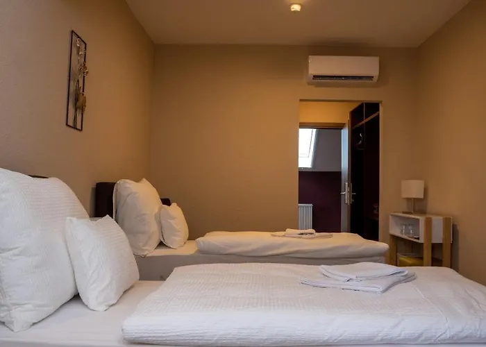 Budapest Airport Eprespark