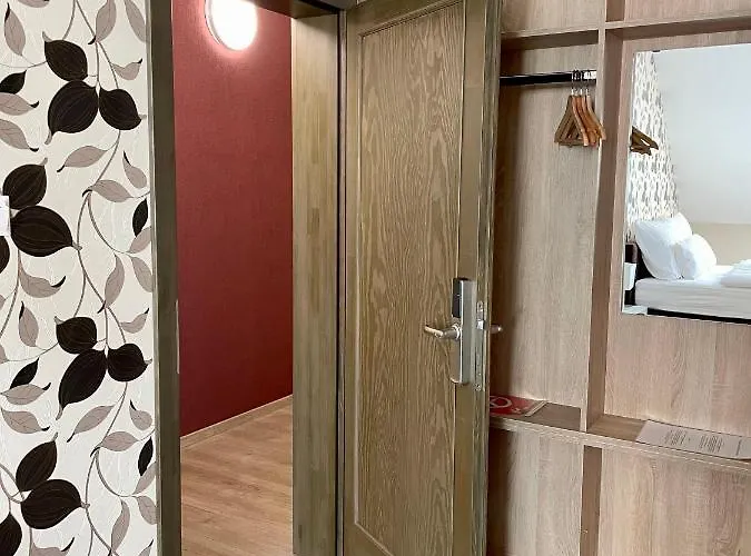 Budapest Airport Eprespark 호텔 3*
