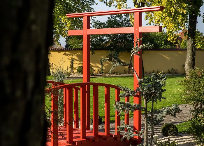 Budapest Airport Eprespark Hotel 3*